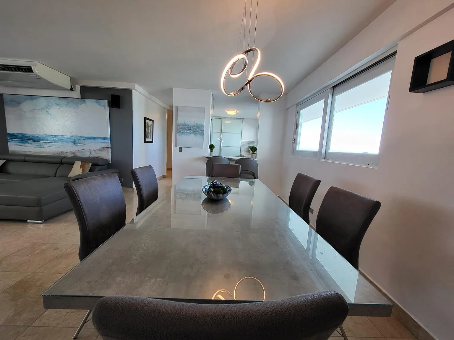 3 bed, 1500 sqft, $3,200 — Photo 3