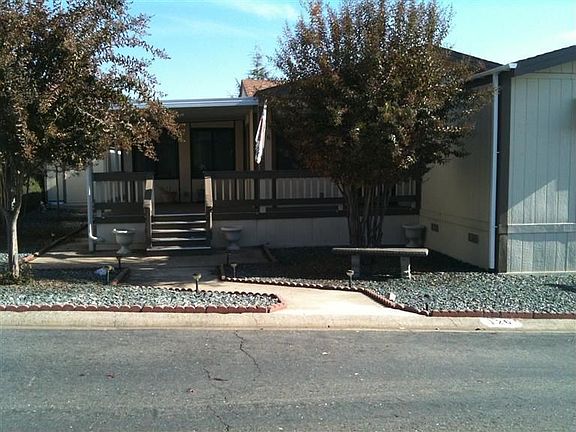 2nd image of 20 Rollingwood Dr