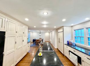 147 Harris Ave #147, Needham, MA 02492