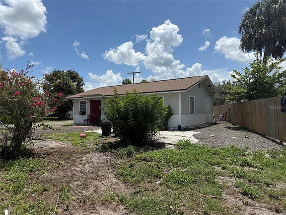 3rd image of 401 CITRUS AVENUE