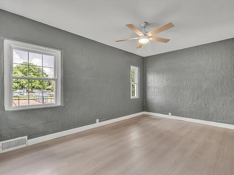 1708 Woodland Ave — Photo 29