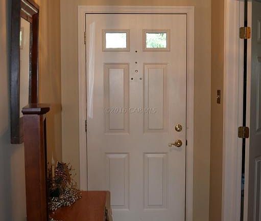 2nd image of 905 W Schumaker Manor Dr