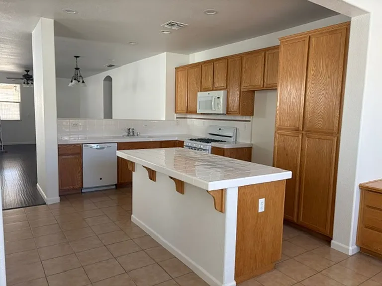 315 Arroyo Madrone Ct — Photo 6