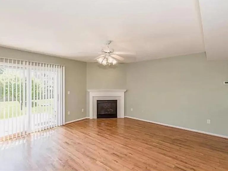 8035 N Lawn Ave — Photo 14