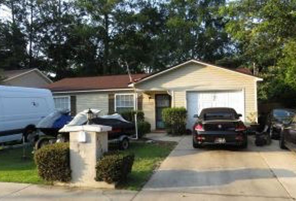 1st image of 2377 Foster Ct