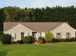 423 S Purple Mountain Ln, Boiling Springs, SC 29316