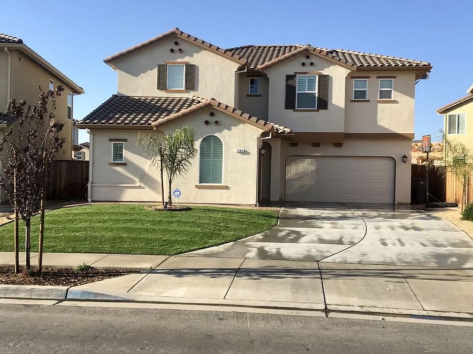 1st image of 1705 Piazza Dr