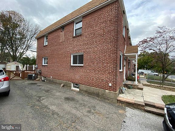 2nd image of 616 W Ashland Ave