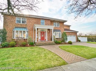 350 Park St, Staten Island, NY