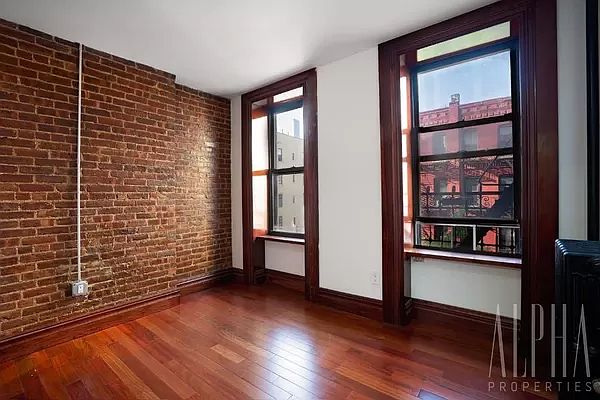 1st image of 1261 Park Ave #3E
