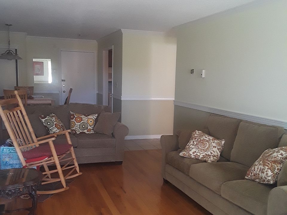 2nd image of 140 Kane St APT C5