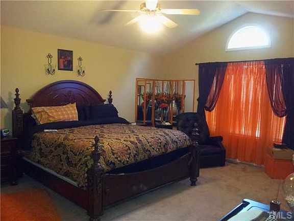 4th image of 1441 Smokey Mountain Dr
