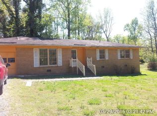 1509 Friendship Dr, Sanford, NC 27330