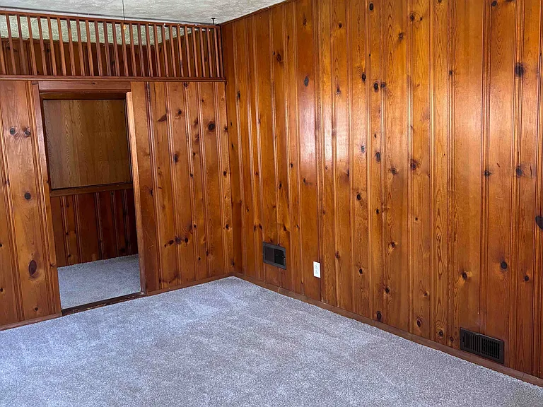 1822 N Irvington Ave — Photo 16