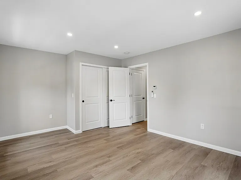 405 School St #2 — Photo 21