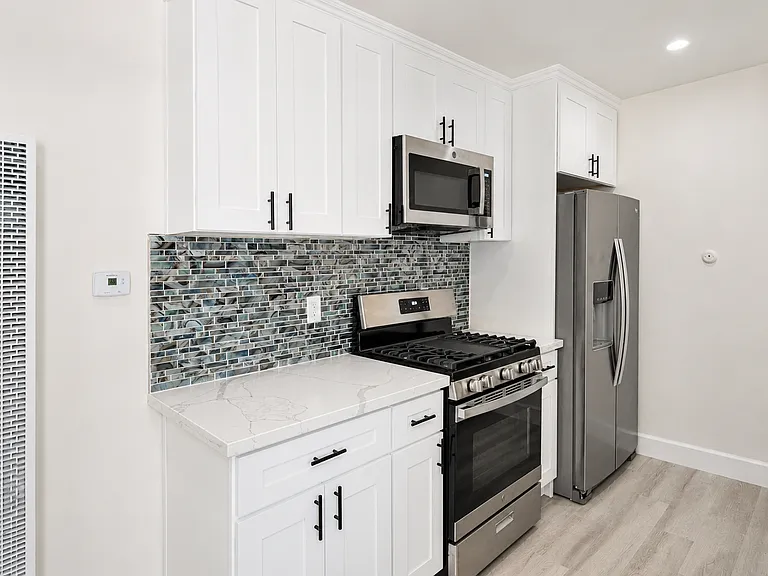 Westgate Apartments in Linda Vista — Photo 22