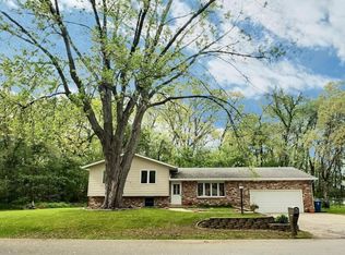 211 Melody Ln, Kouts, IN 46347