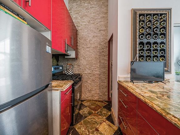 3rd image of 518-536 Gregory Ave APT A315