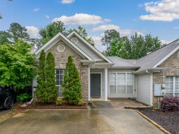 105 Hidden Creek Cir, Pelham, AL 35124