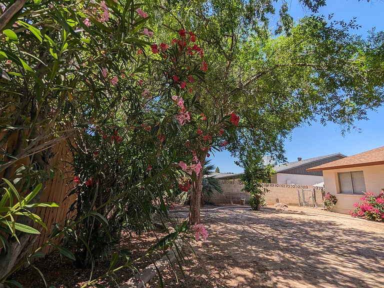 2035 E Cornell Dr — Photo 44