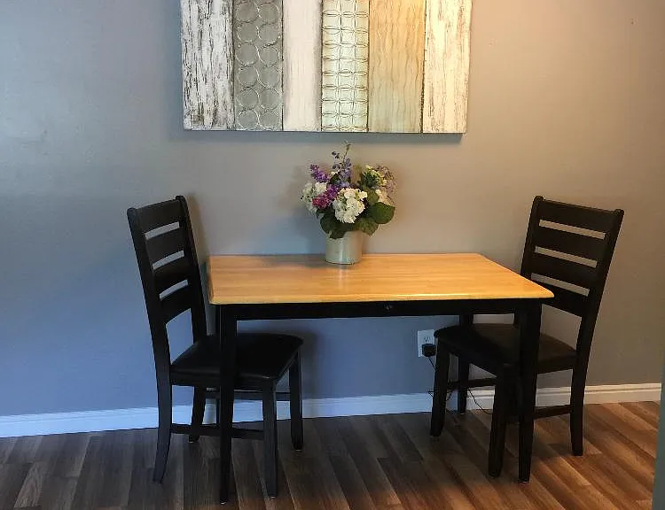 428 E 5th Ave #6 — Photo 5