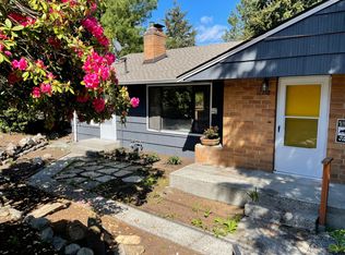 10718 Densmore Ave N, Seattle, WA 98133