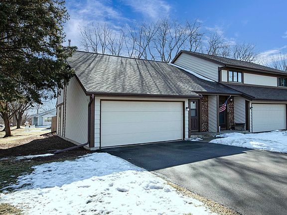 4th image of 2895 W 4th St #2A