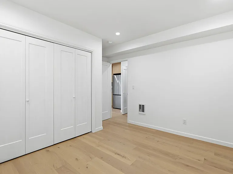 1221 Waller St #A — Photo 11