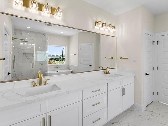 4th image of 6611 Avenue O
