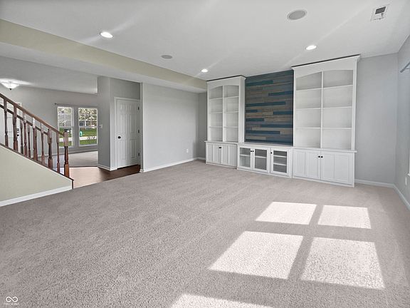 3rd image of 6234 N Woods Edge Dr