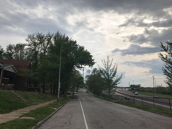 4th image of 6932 Idaho Ave