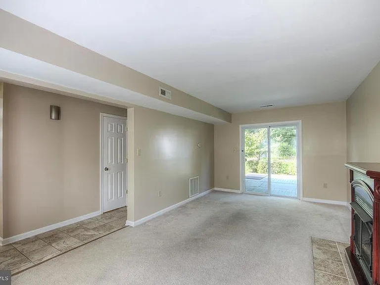 5678 Sutter Ln — Photo 10