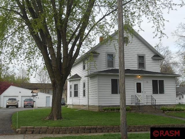 1st image of 704 N 4th St