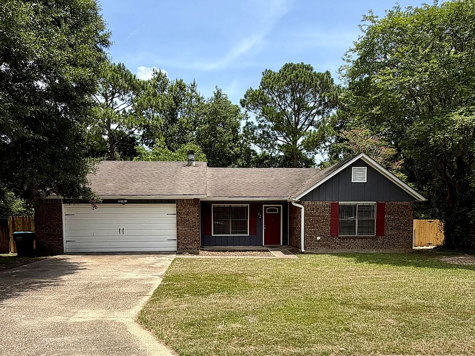 1st image of 12 Joanna Ln