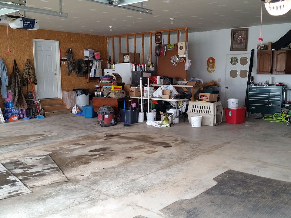 3 car garage