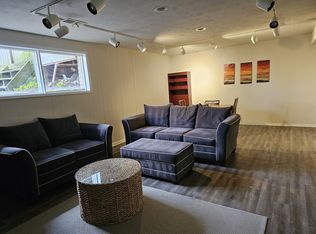 1217 Edgevale Rd, Silver Spring, MD 20910