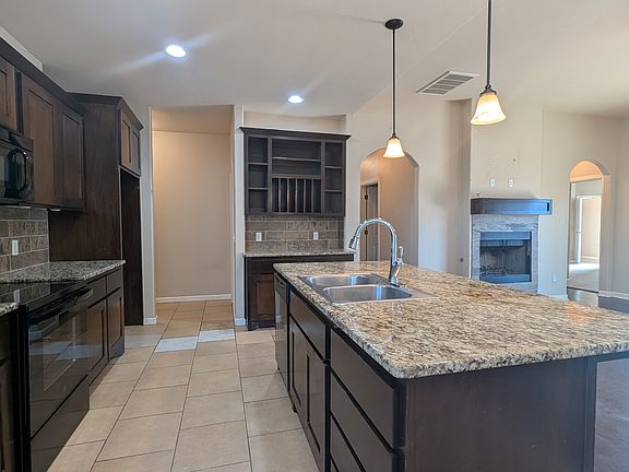 4th image of 11240 NW 102nd St #1
