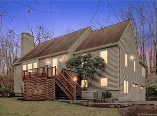 85 Scodon Dr, Ridgefield, CT 06877