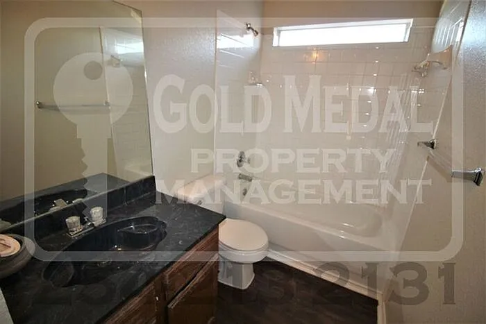 3401 Barcelona Dr #C — Photo 18