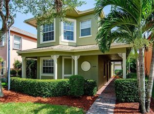 2074 SE Fern Park Dr, Port Saint Lucie, FL 34952