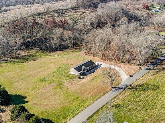 2nd image of 4300 Foxfire Dr