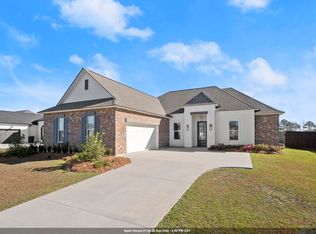 10233 Oak Colony Blvd, Baton Rouge, LA 70817