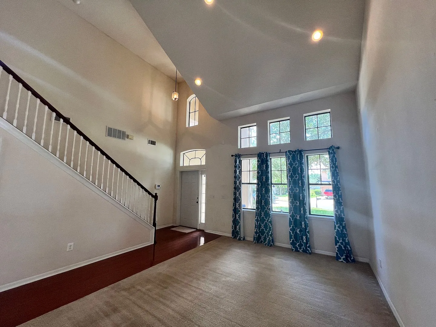 For Rent 4/3 - 13491 Teddington Lane — Photo 4