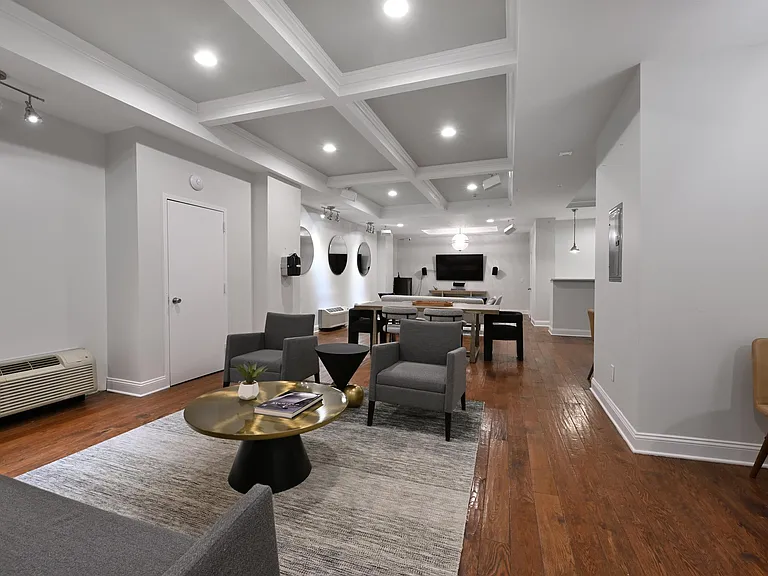 100 Manhattan Ave #2103 — Photo 17