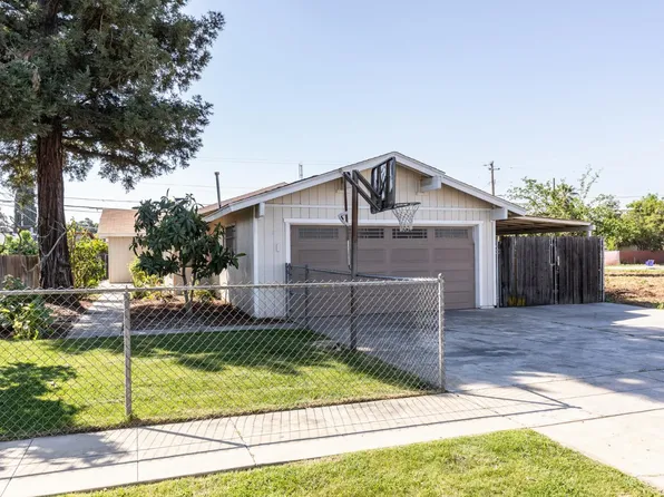 377 W Alluvial Ave, Pinedale, CA 93650