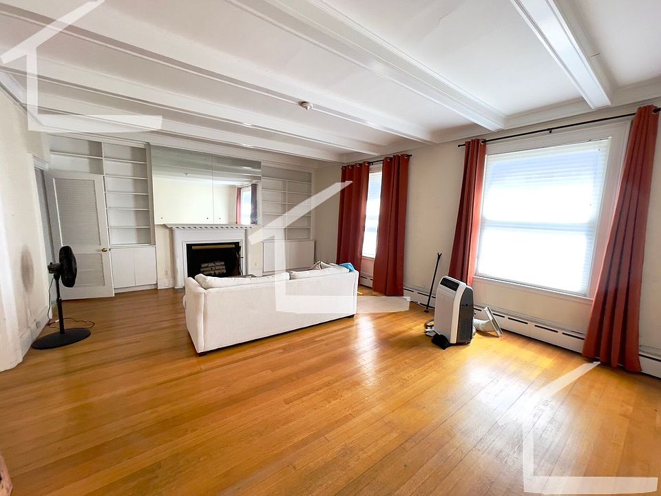 1st image of 1716 Beacon St #4