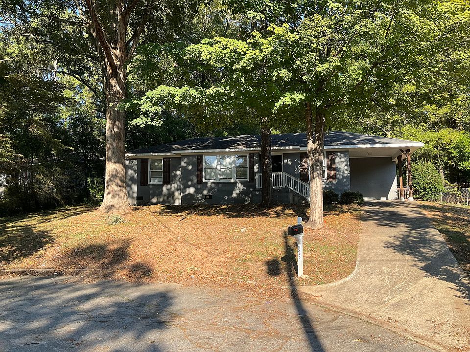 1st image of 825 Fowler Cir