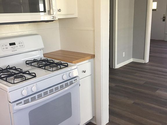 4th image of 1026 N Orange Ave