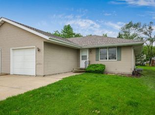 310 N School St, Coal City, IL 60416
