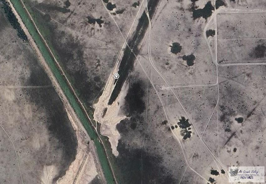 2nd image of 113 Old Port Isabel Rd